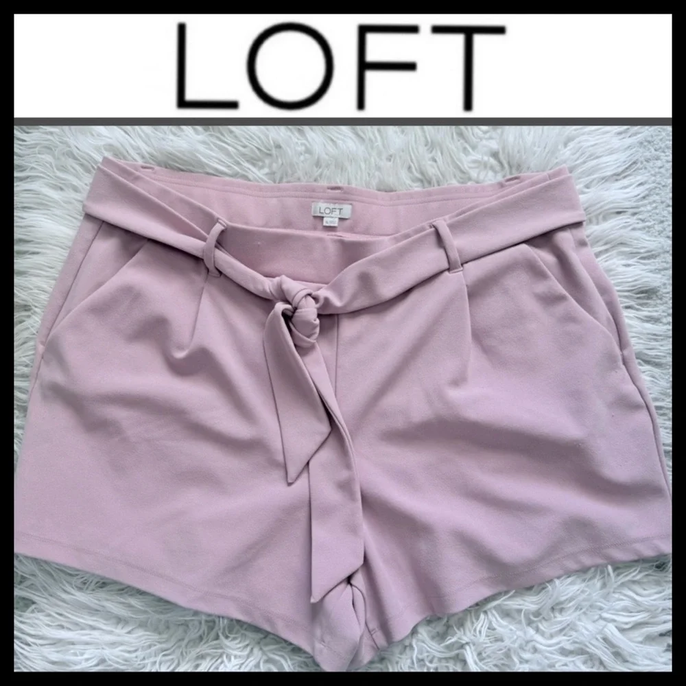 LOFT Women's Lilac Belted Shorts - Picture 3 of 5